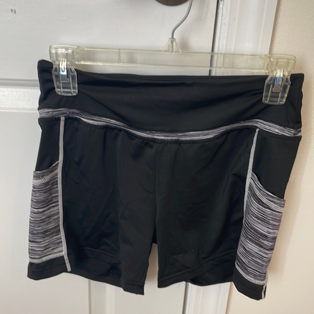 Athletic Shorts with Pockets, Medium